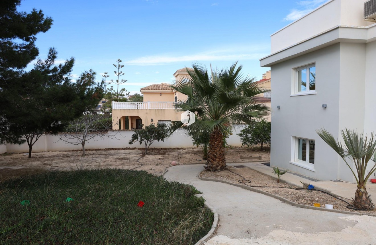 Tweedehands - Villa -
Ciudad Quesada - Costa Blanca Sur