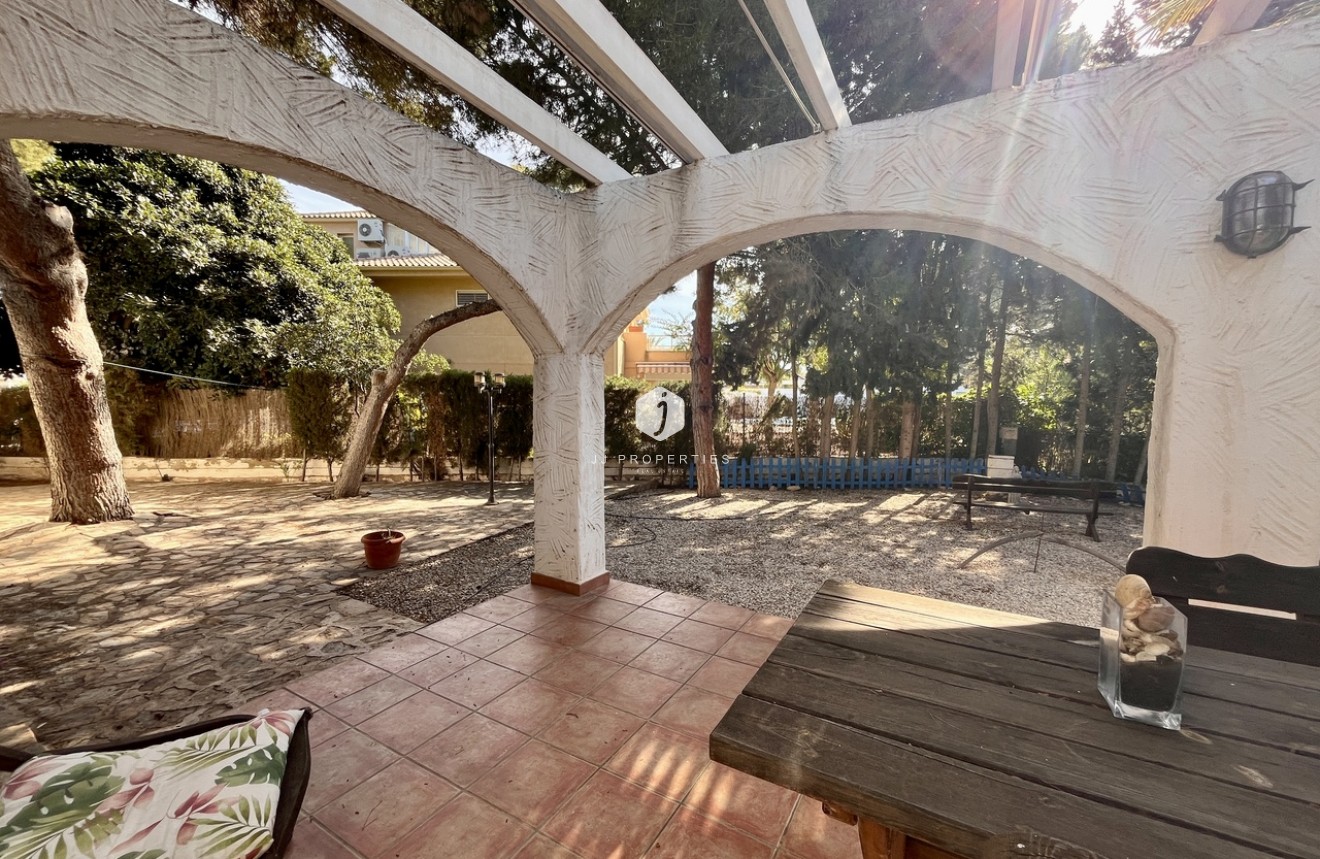 Tweedehands - Villa -
Cabo Roig - Costa Blanca