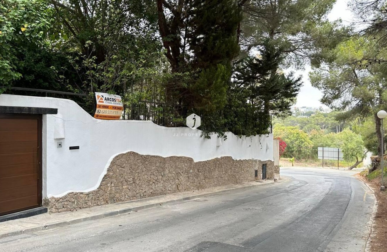 Tweedehands - Villa -
Orihuela Costa - Campoamor