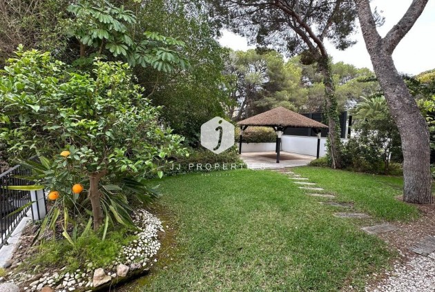 Tweedehands - Villa -
Orihuela Costa - Campoamor