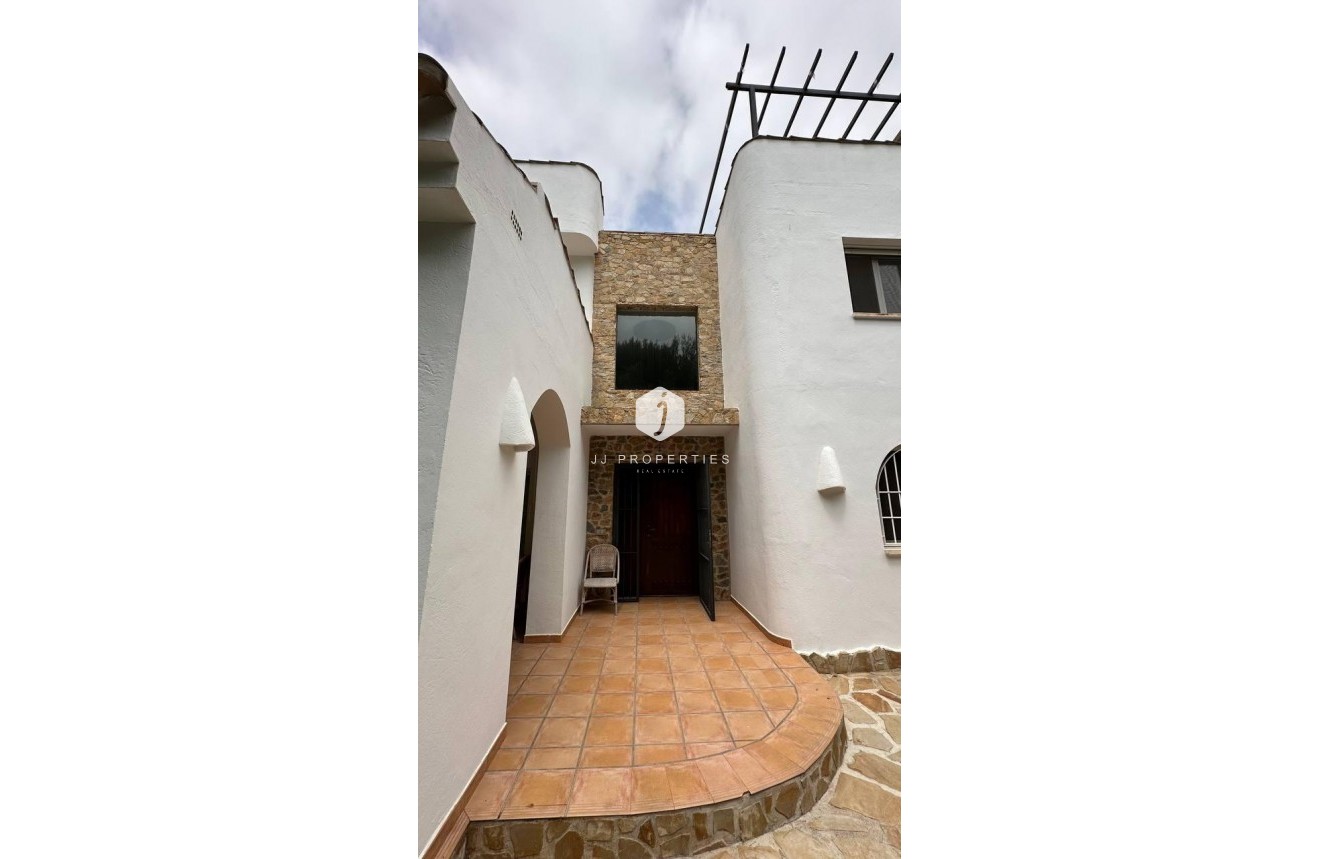 Tweedehands - Villa -
Orihuela Costa - Campoamor