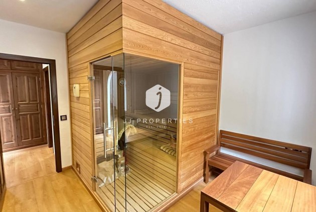 Tweedehands - Villa -
Orihuela Costa - Campoamor