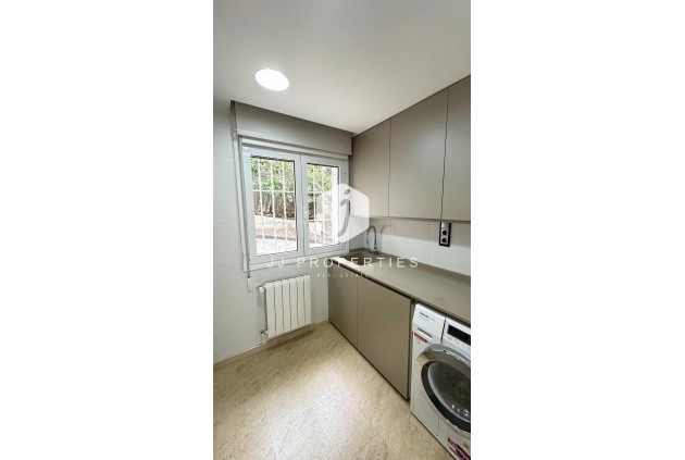 Tweedehands - Villa -
Orihuela Costa - Campoamor