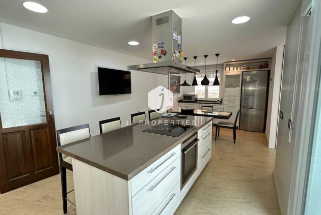 Tweedehands - Villa -
Orihuela Costa - Campoamor