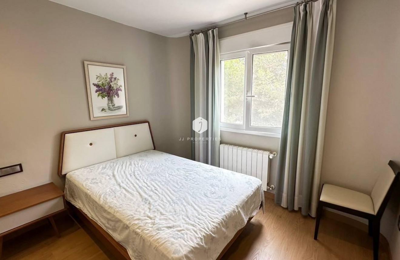 Tweedehands - Villa -
Orihuela Costa - Campoamor