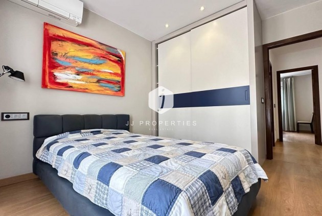 Tweedehands - Villa -
Orihuela Costa - Campoamor