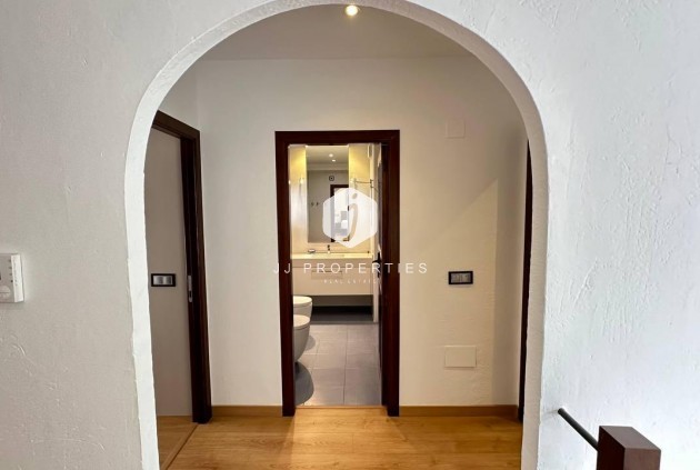 Tweedehands - Villa -
Orihuela Costa - Campoamor