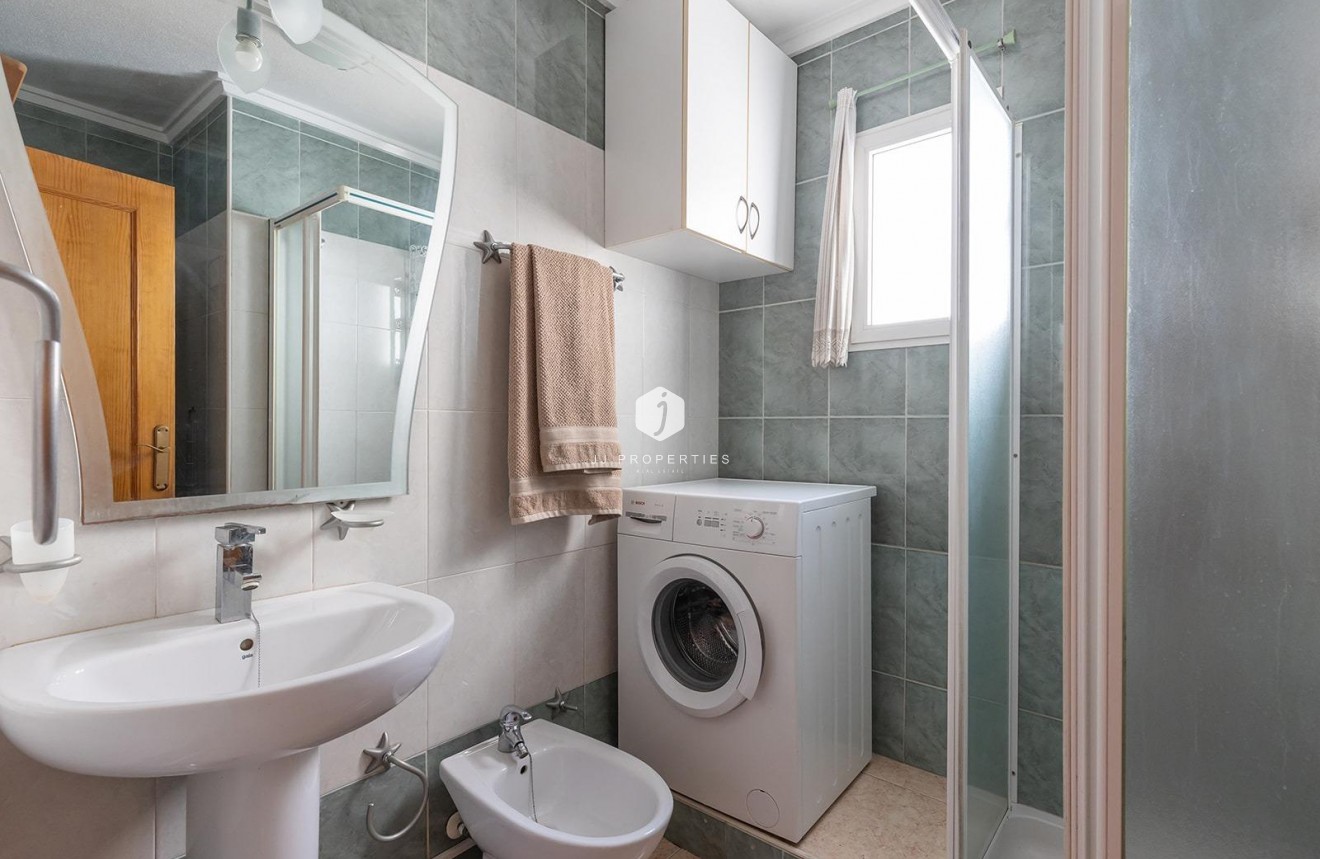 Tweedehands - Penthouse -
Torrevieja - El molino