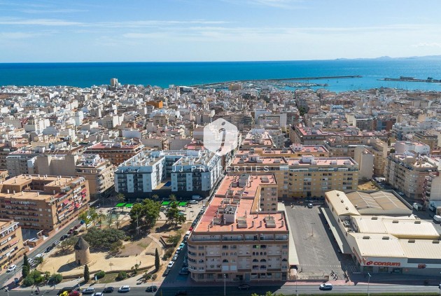 Tweedehands - Penthouse -
Torrevieja - El molino