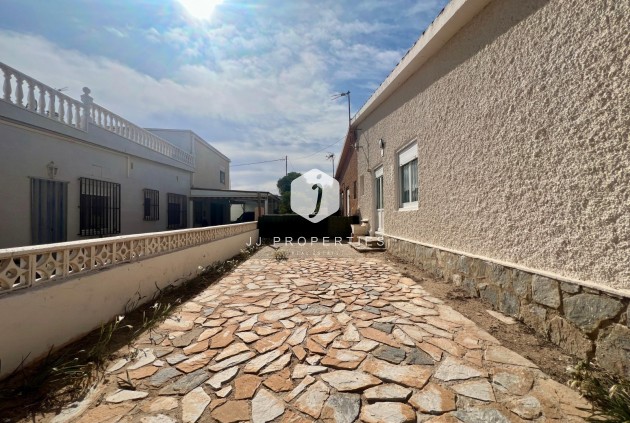 Tweedehands - Villa -
La Mata - Costa Blanca