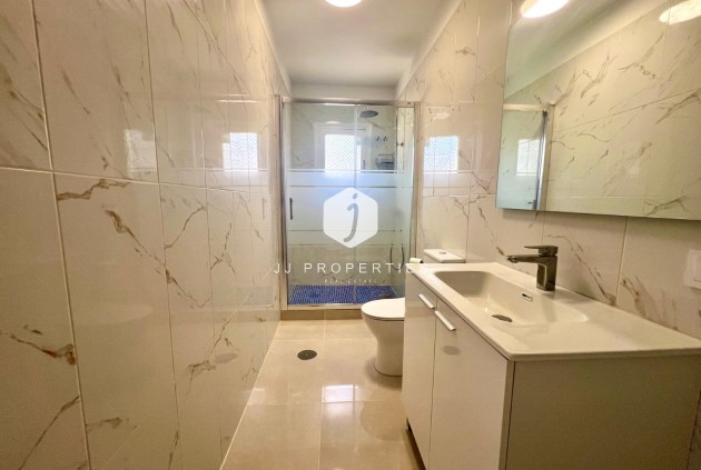 Tweedehands - Villa -
La Mata - Costa Blanca