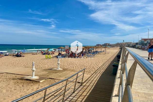 Tweedehands - Villa -
La Mata - Costa Blanca