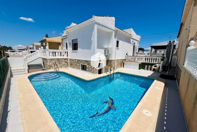 Tweedehands - Chalet -
Torrevieja - Costa Blanca