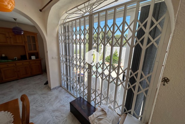 Tweedehands - Chalet -
Torrevieja - Costa Blanca