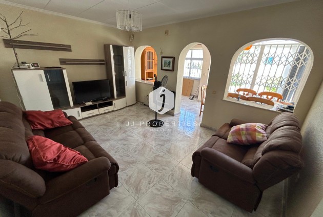 Tweedehands - Chalet -
Torrevieja - Costa Blanca