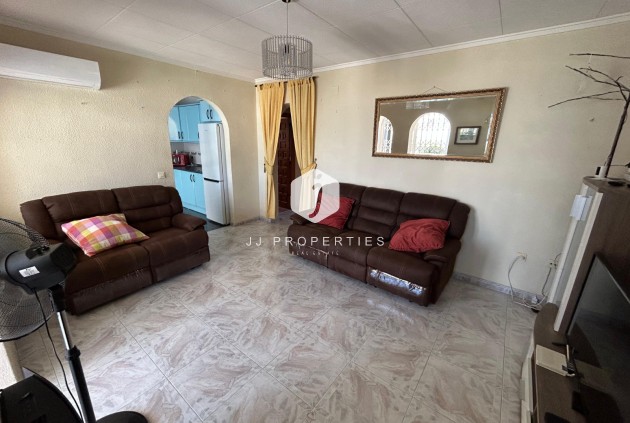 Tweedehands - Chalet -
Torrevieja - Costa Blanca