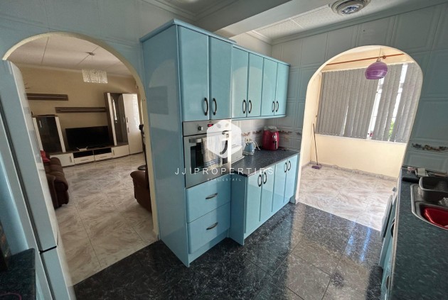 Tweedehands - Chalet -
Torrevieja - Costa Blanca