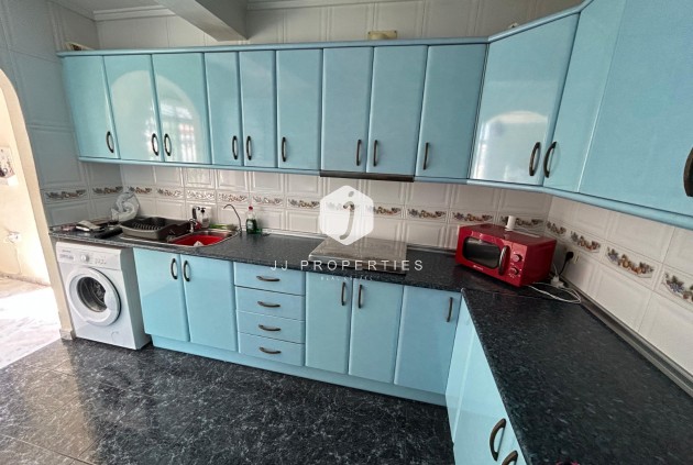 Tweedehands - Chalet -
Torrevieja - Costa Blanca