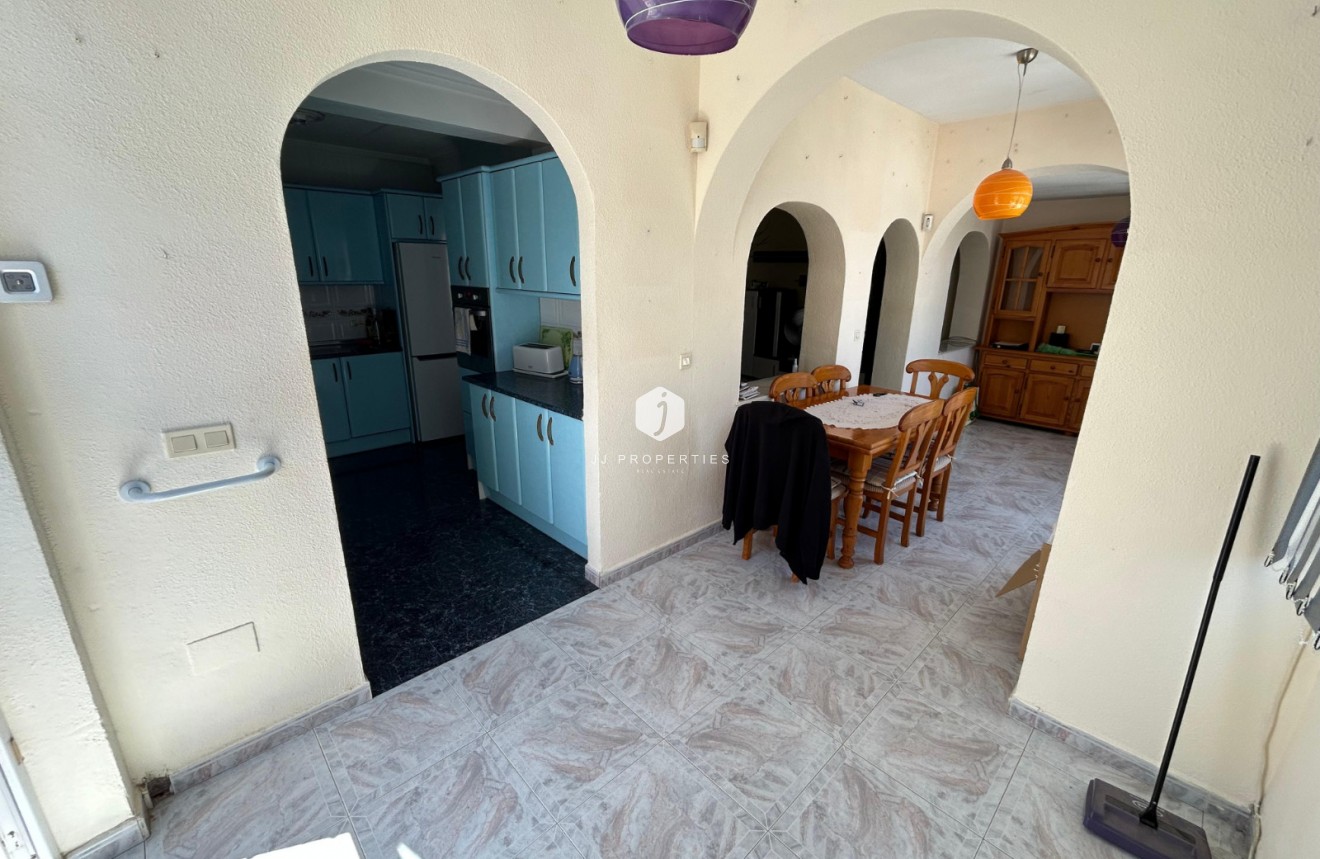 Tweedehands - Chalet -
Torrevieja - Costa Blanca