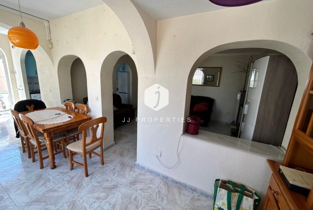 Tweedehands - Chalet -
Torrevieja - Costa Blanca