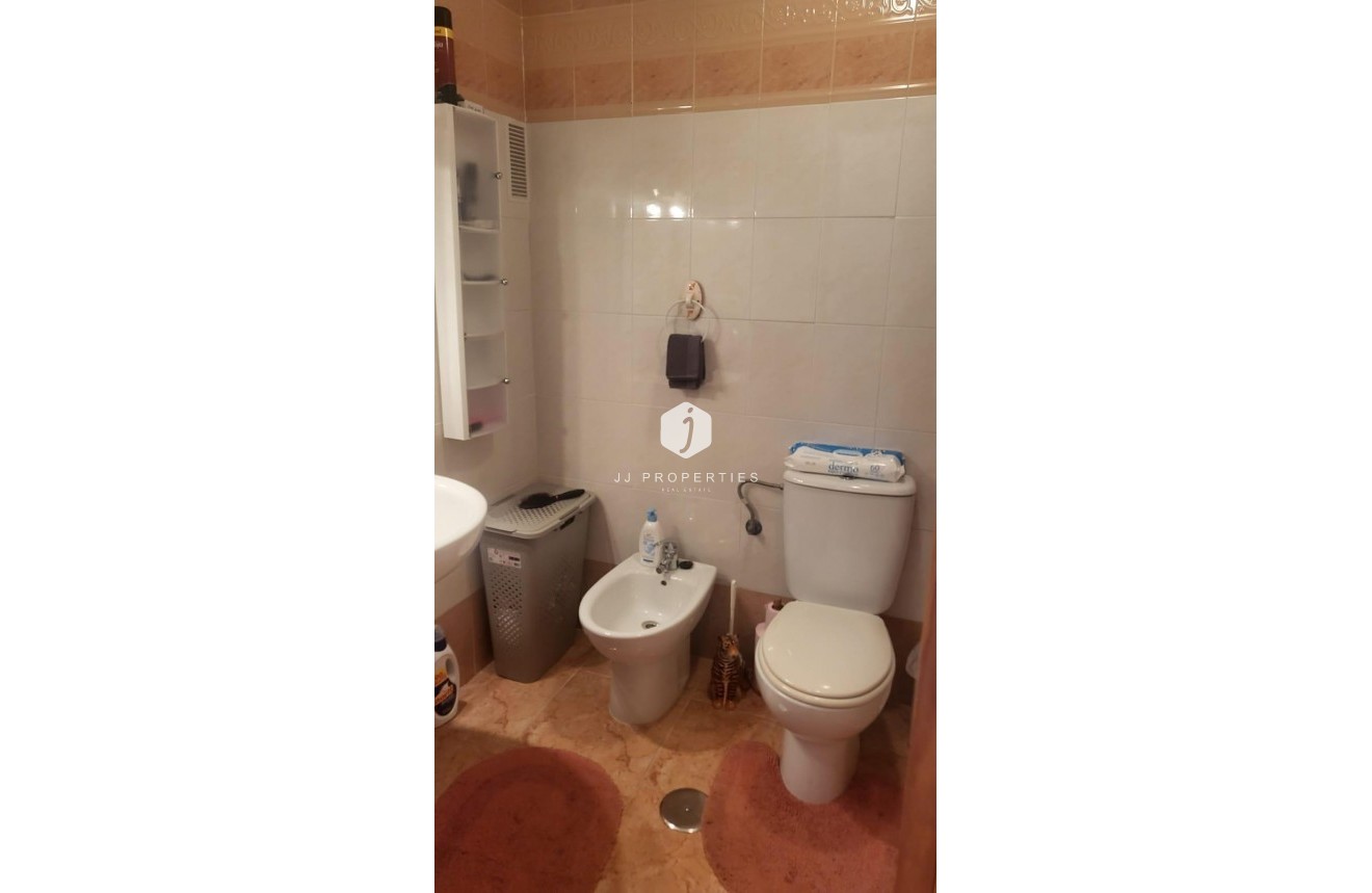 Tweedehands - Bungalow -
Torrevieja - Torretas