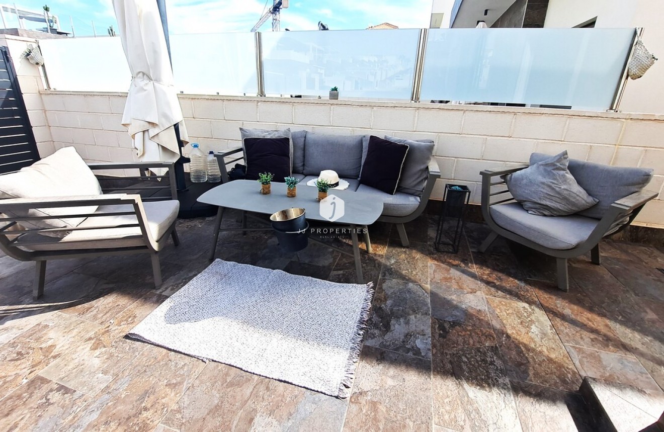 Tweedehands - Villa -
Orihuela Costa - Costa Blanca