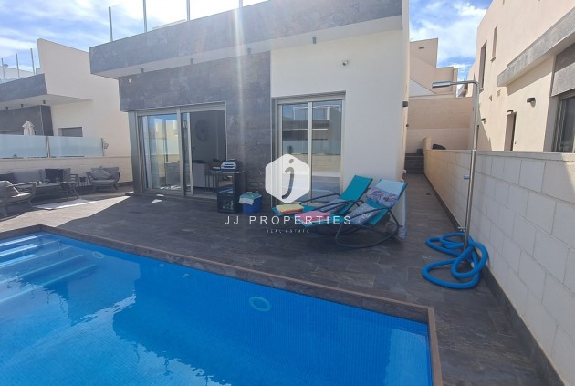Tweedehands - Villa -
Orihuela Costa - Costa Blanca