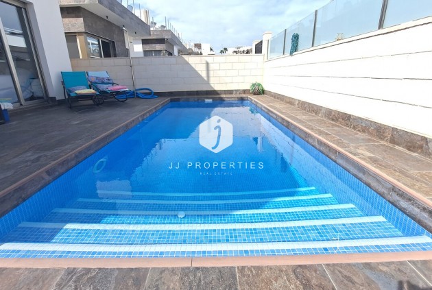 Tweedehands - Villa -
Orihuela Costa - Costa Blanca