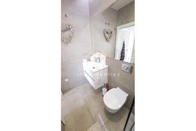 Tweedehands - Villa -
Orihuela Costa - Costa Blanca