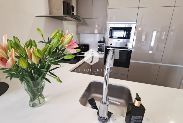 Tweedehands - Villa -
Orihuela Costa - Costa Blanca