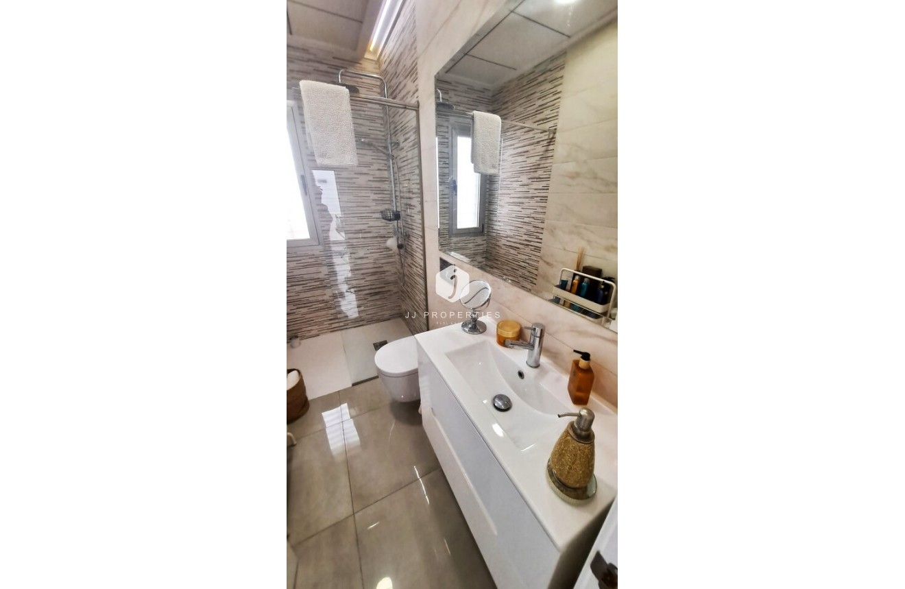 Tweedehands - Villa -
Orihuela Costa - Costa Blanca