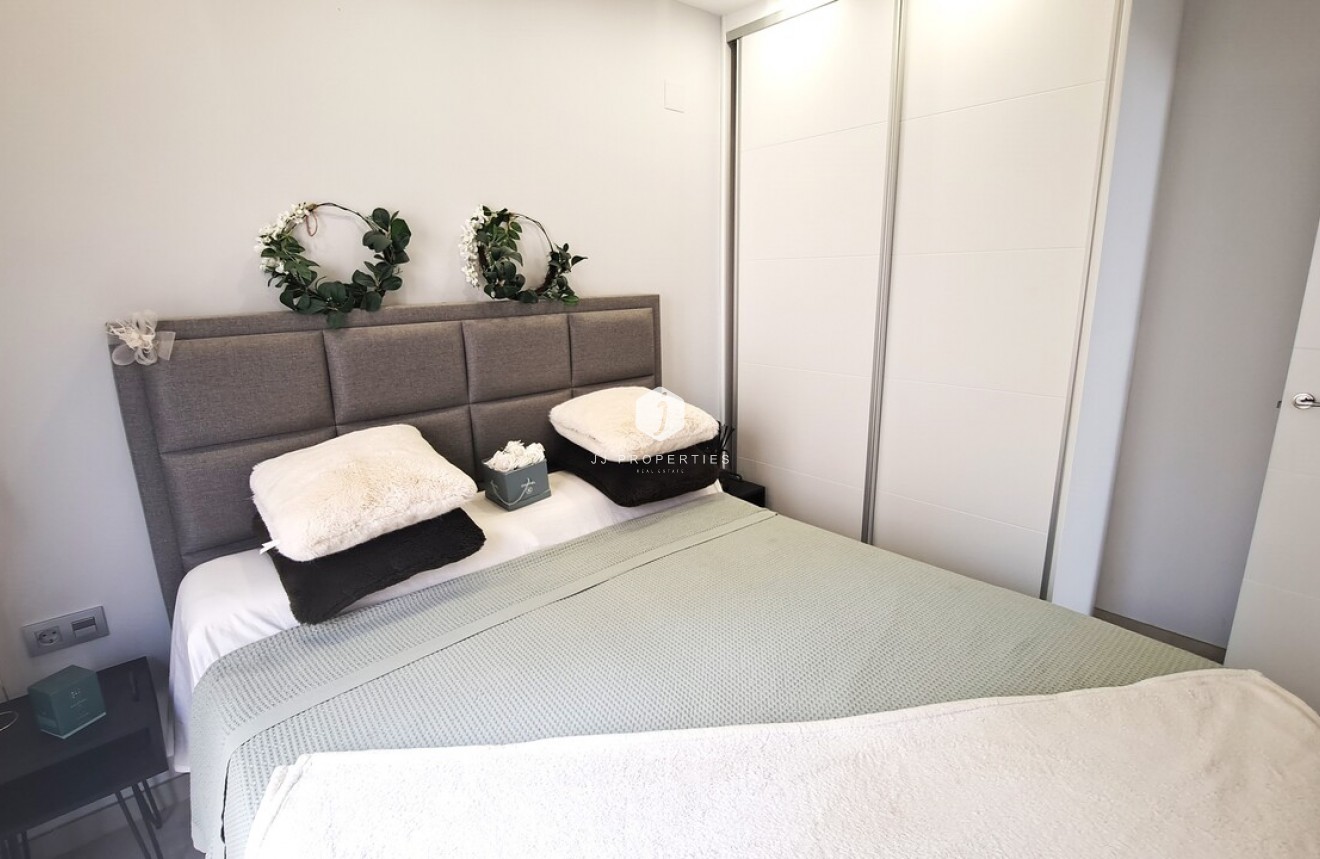 Tweedehands - Villa -
Orihuela Costa - Costa Blanca