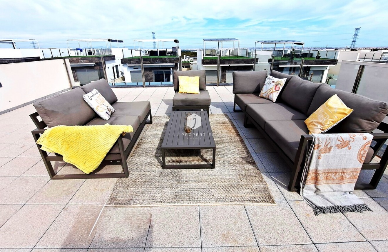 Tweedehands - Villa -
Orihuela Costa - Costa Blanca