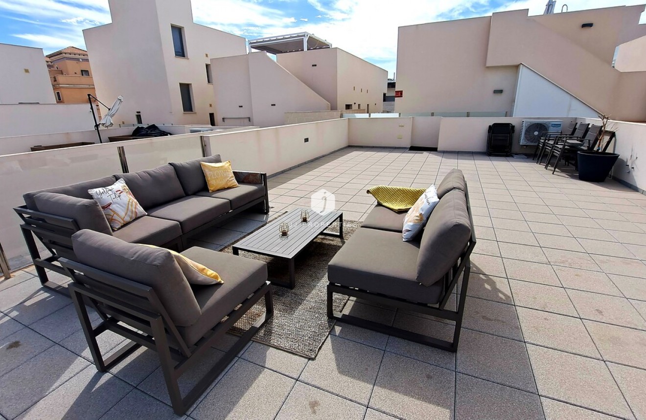 Tweedehands - Villa -
Orihuela Costa - Costa Blanca