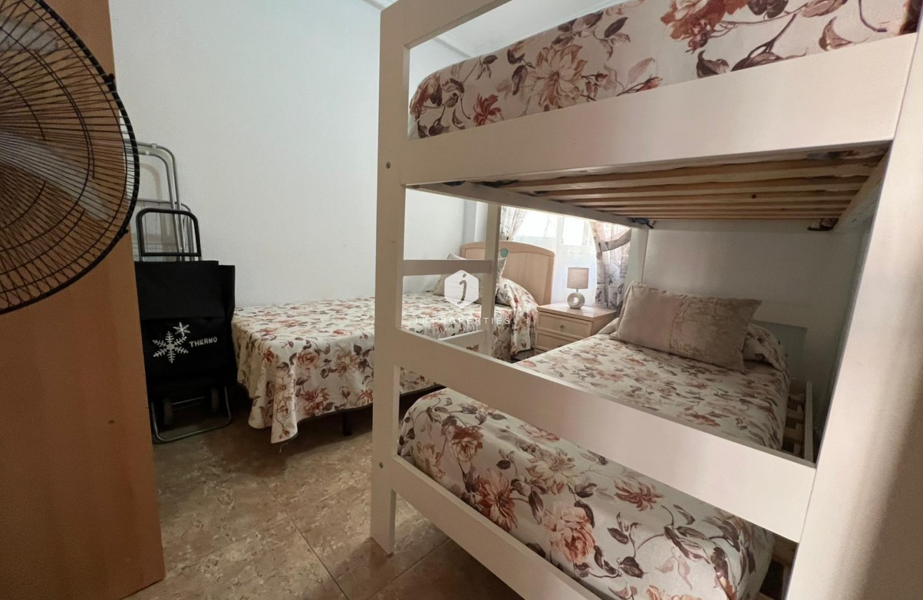 Tweedehands - Appartement / flat -
Torrevieja - Playa de los Locos