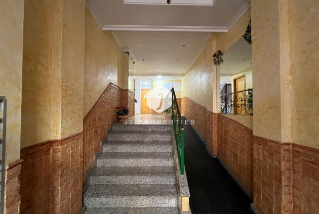 Tweedehands - Appartement / flat -
Torrevieja - Playa de los Locos