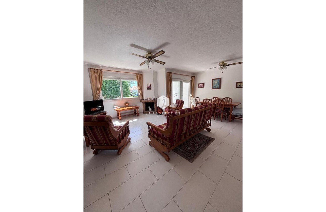 Tweedehands - Appartement / flat -
Los Dolses - Inland