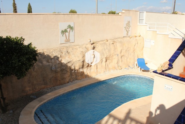 Tweedehands - Villa -
La Zenia - Costa Blanca
