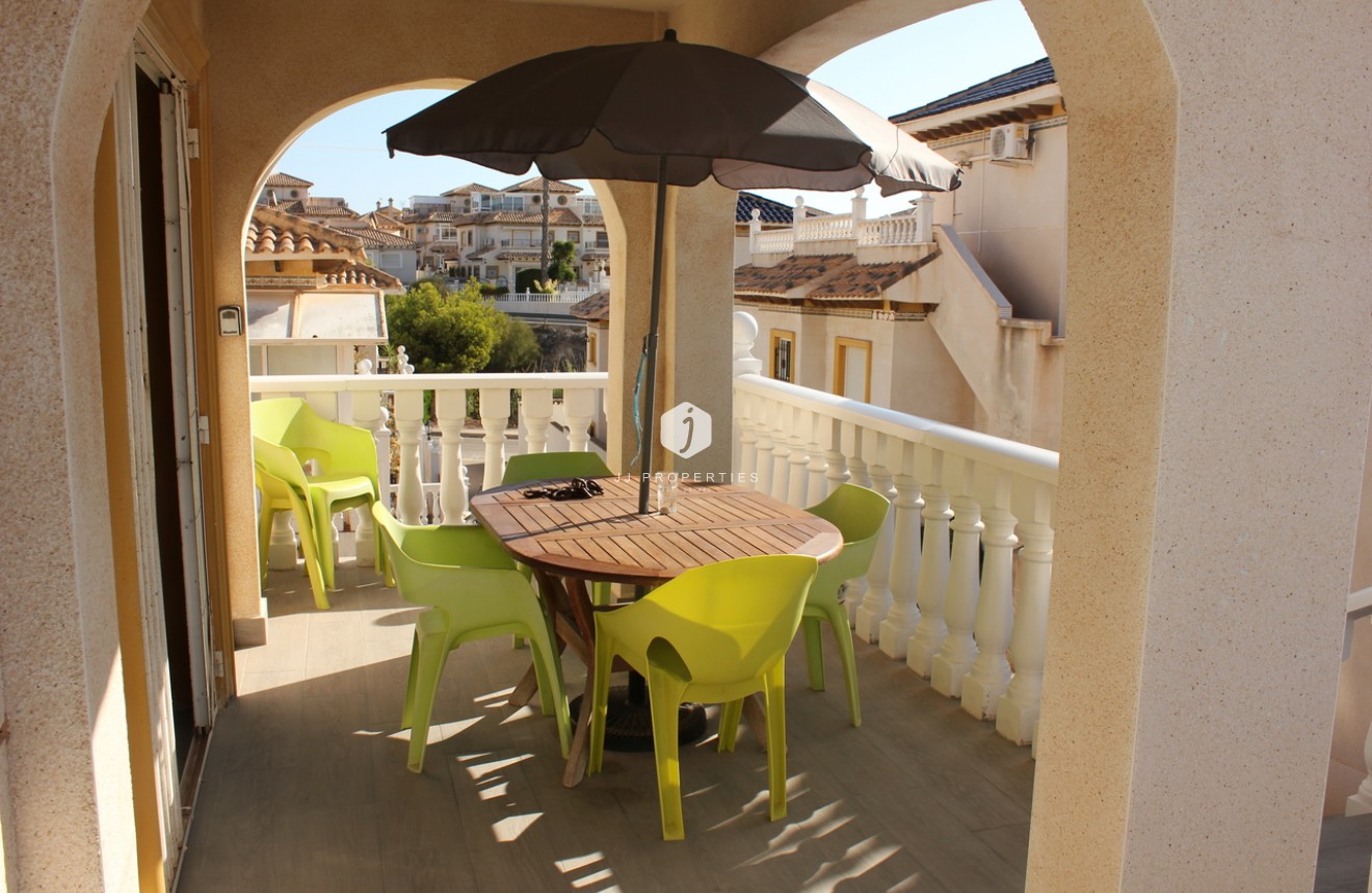 Tweedehands - Villa -
La Zenia - Costa Blanca