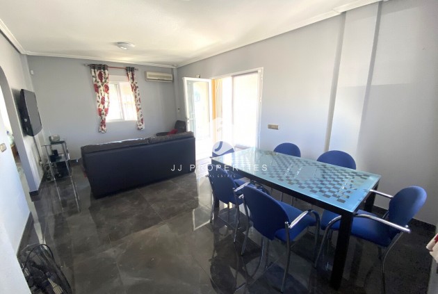 Tweedehands - Villa -
La Zenia - Costa Blanca