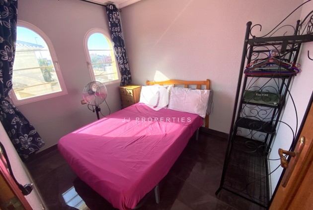 Tweedehands - Villa -
La Zenia - Costa Blanca