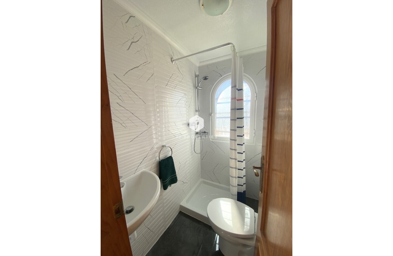 Tweedehands - Villa -
La Zenia - Costa Blanca