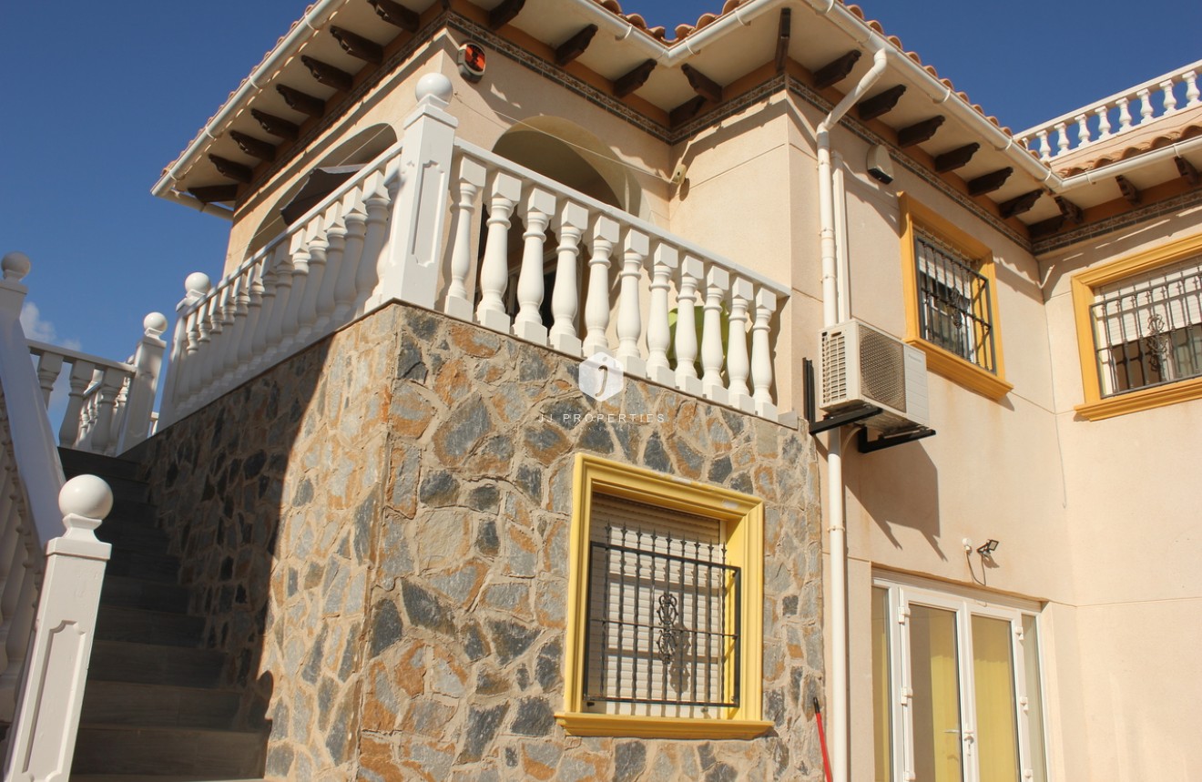 Tweedehands - Villa -
La Zenia - Costa Blanca