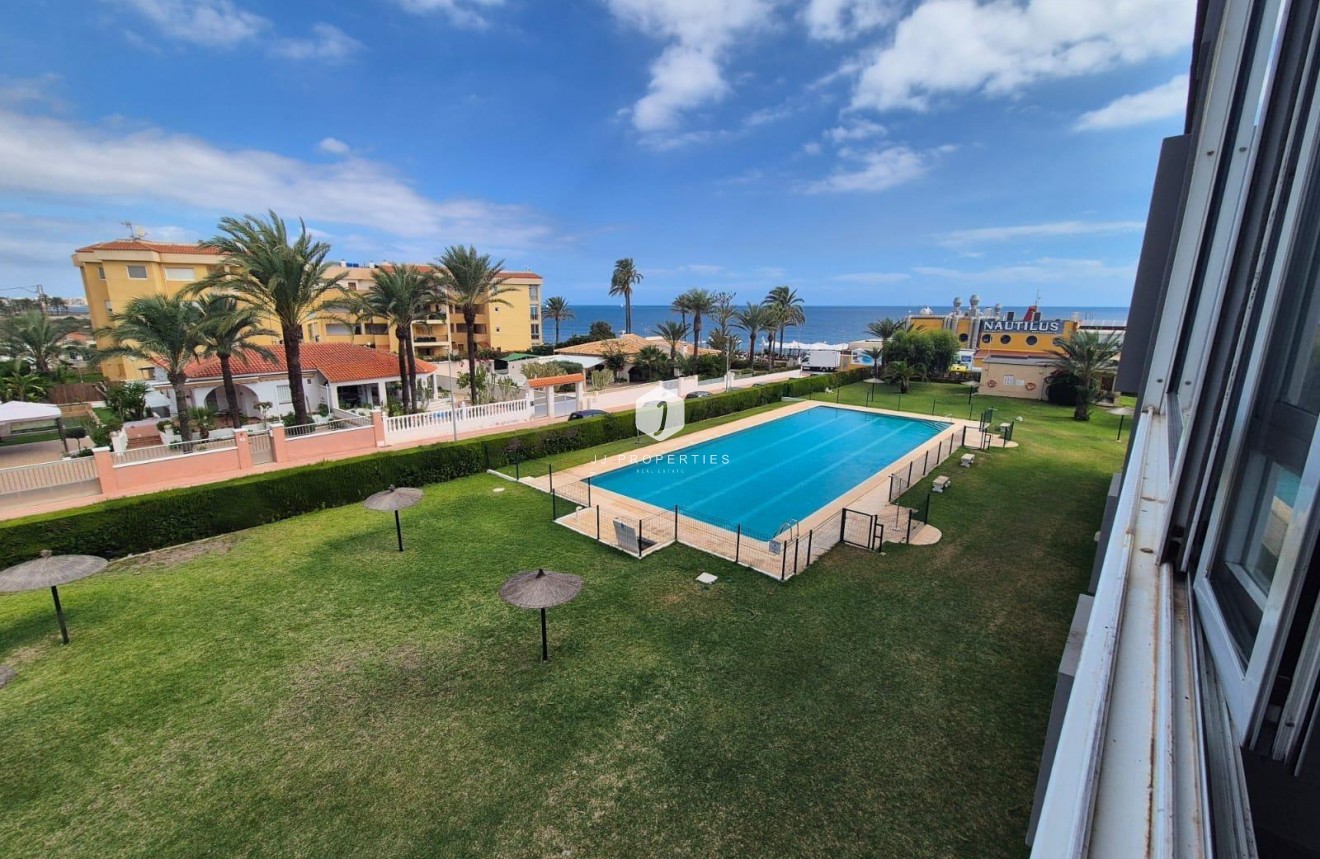 Tweedehands - Appartement / flat -
Torrevieja - Punta prima