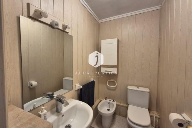 Tweedehands - Appartement / flat -
Torrevieja - Punta prima