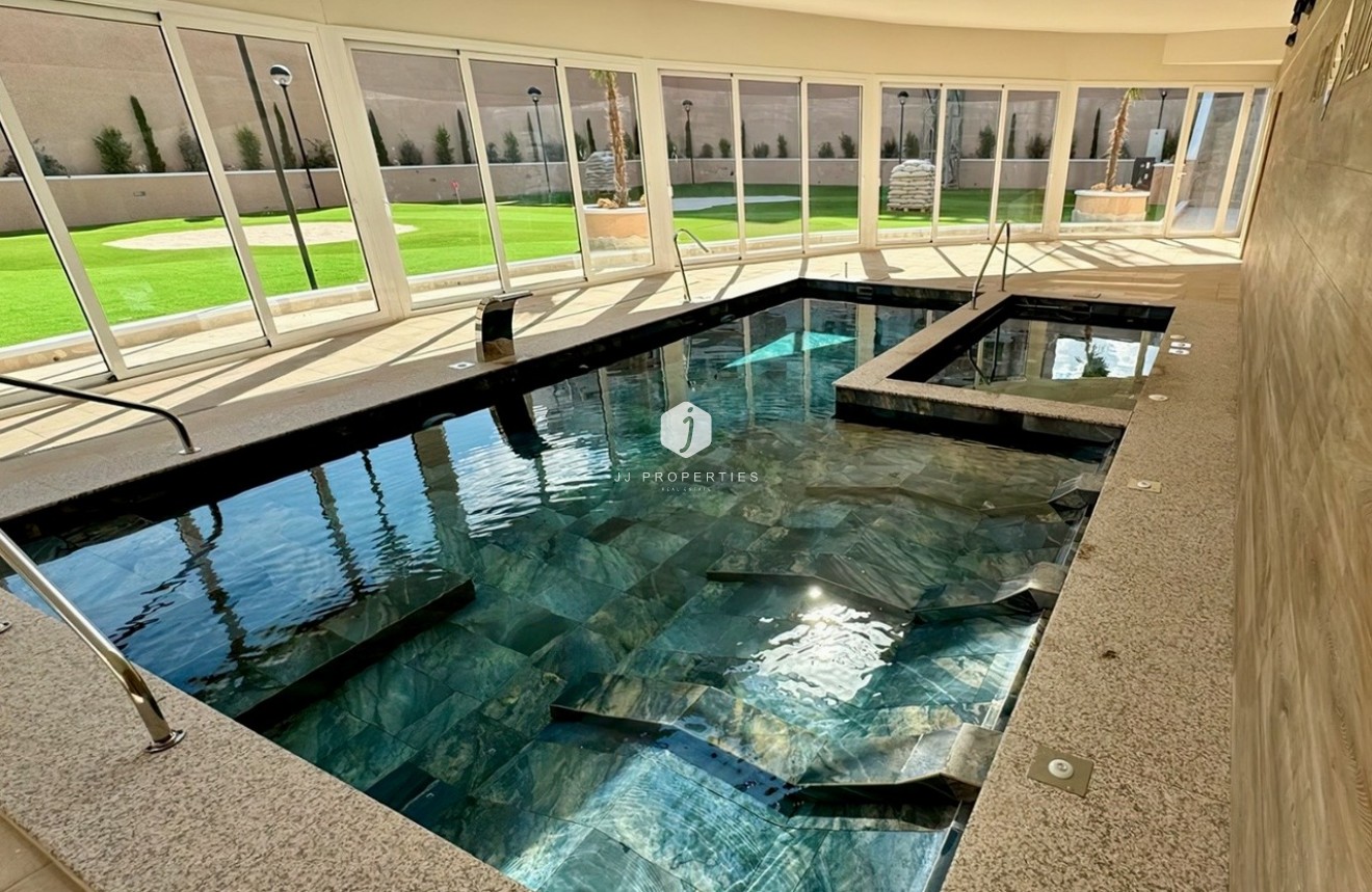 Tweedehands - Appartement / flat -
El Raso - Costa Blanca