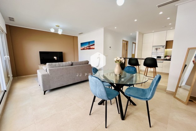 Tweedehands - Appartement / flat -
El Raso - Costa Blanca