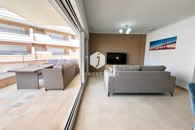 Tweedehands - Appartement / flat -
El Raso - Costa Blanca