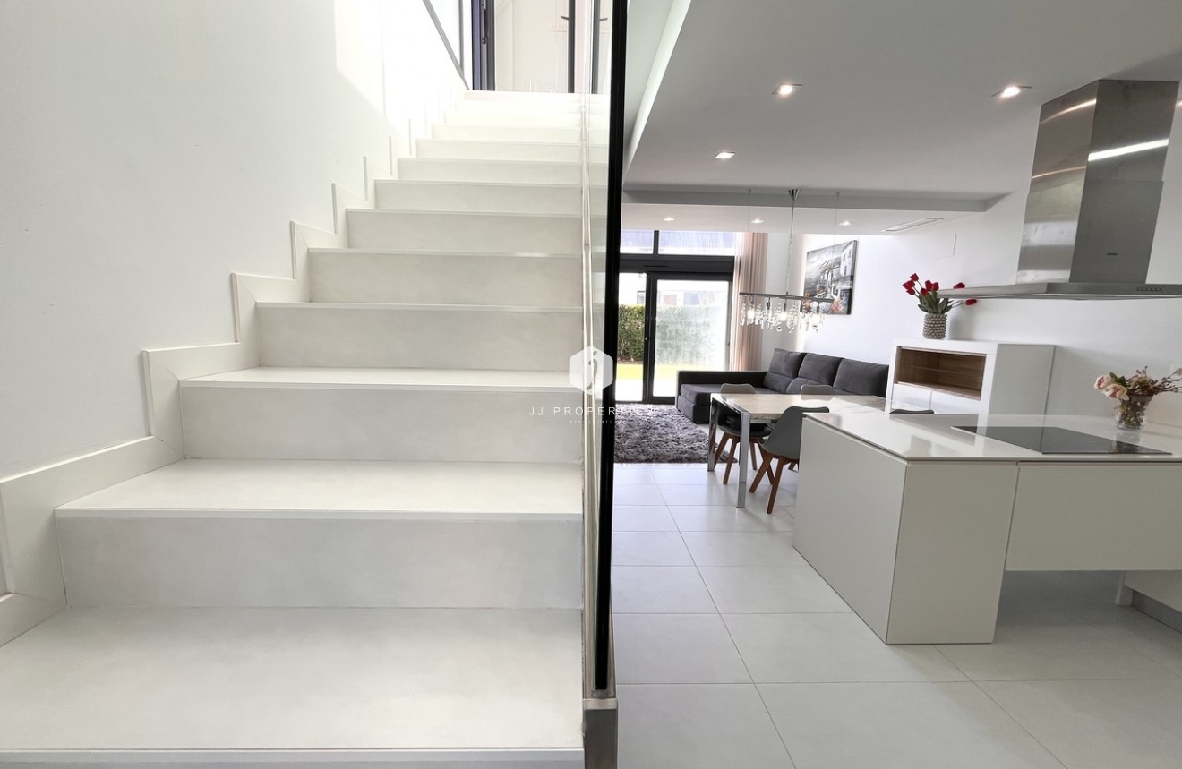 Tweedehands - Villa -
Los Dolses - Inland