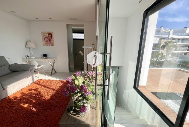 Tweedehands - Villa -
Los Dolses - Inland